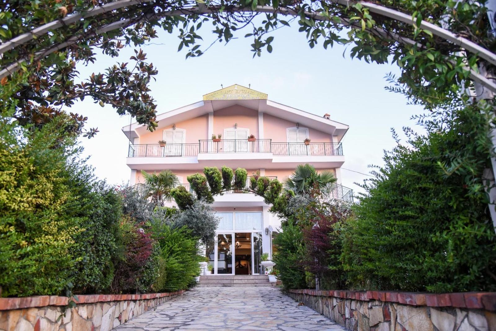 Hotel Restorant Halal Il Tramonto. Vore Экстерьер фото